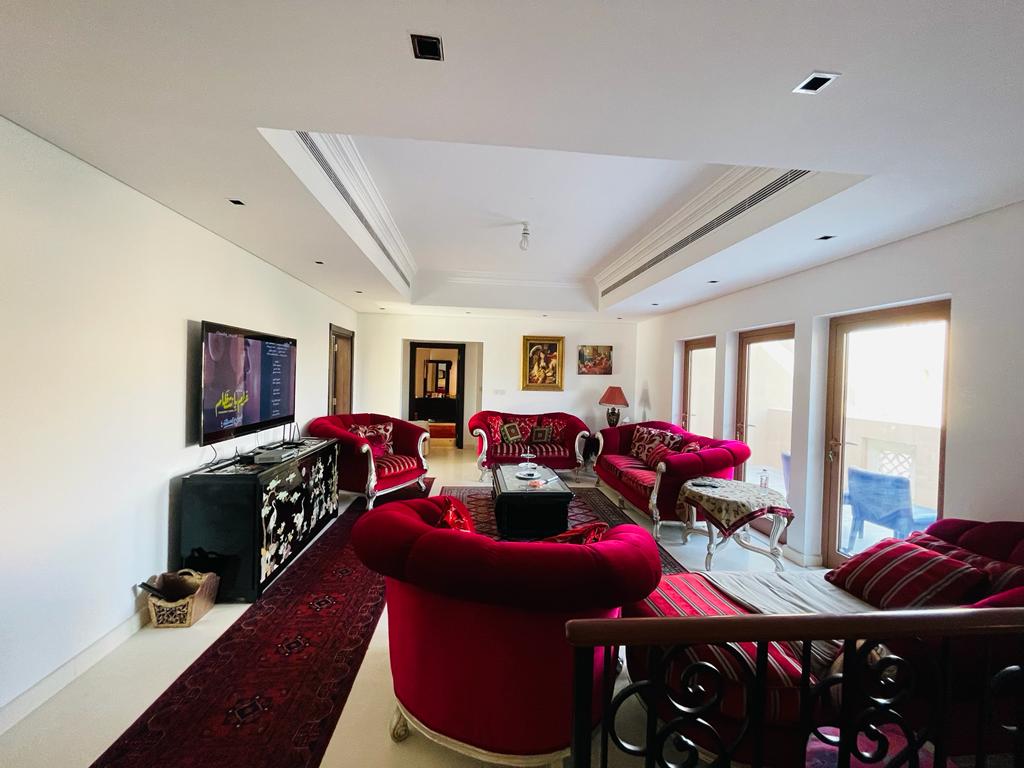 Massive Plot | 6 BR Dubai Style Villa | Single Row-pic_4